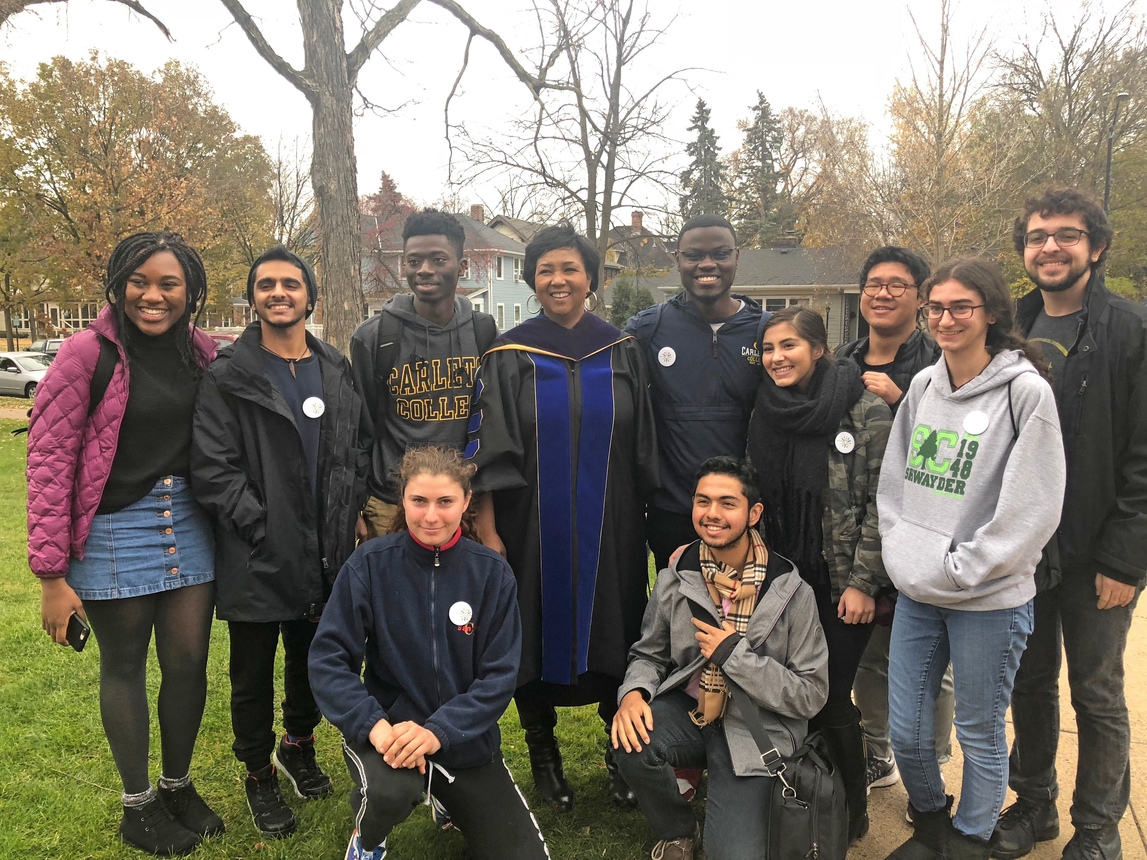 Dr. Mae Jemison with a group of students from Carleton’s FOCUS program after her Convocation address