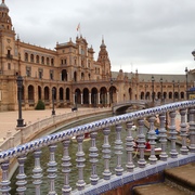 Hanging out at the stunning Plaza de España