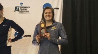 Caroline Mather '19 earned All-American status in the 100-yard free at the 2017 NCAA Championships.