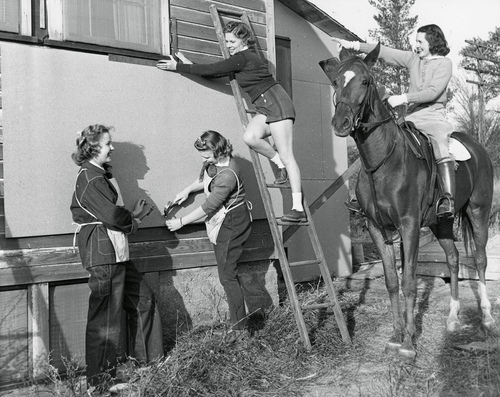 Women’s League Cabin, 1940s