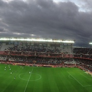 Panooramic shot of the Sevilla stadium. And Keenan...