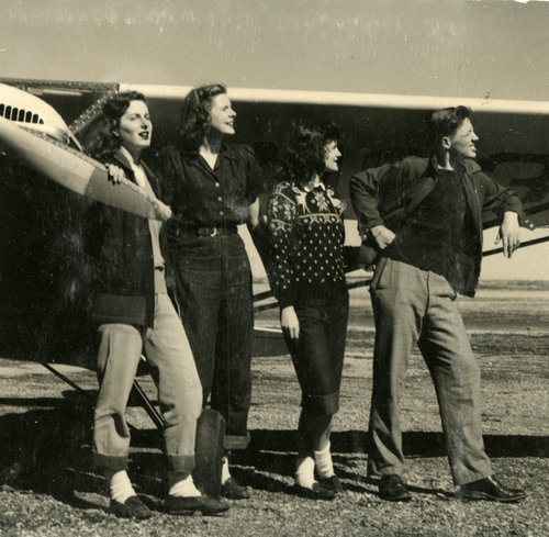 Flight Club, Carleton airfield 1944-45